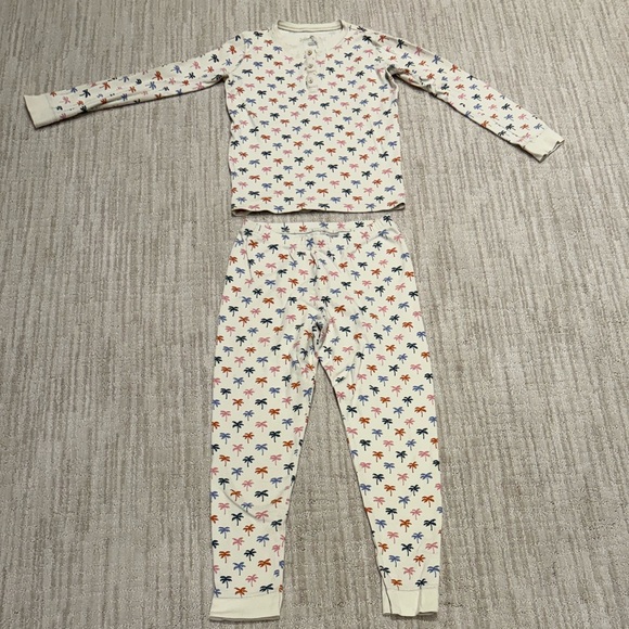 Roller Rabbit x Faherty girls pajamas BOX included - Picture 2 of 13